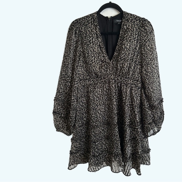 Ever New flounced ditsy print dress - Picture 3 of 16